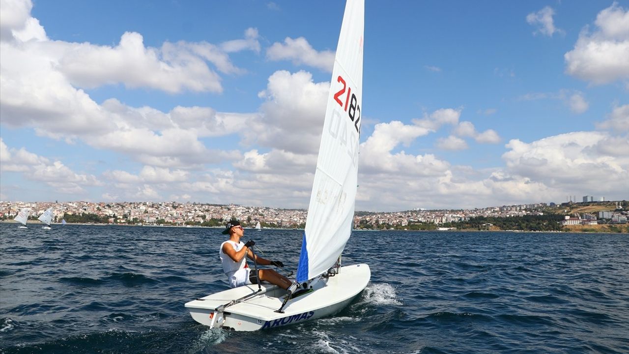 Tekirdağ'da Zafer Kupası Yelken Yarışları Başladı