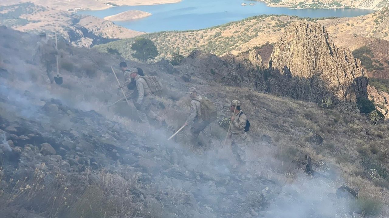 Tunceli'de Orman Yangınına Hızlı Müdahale