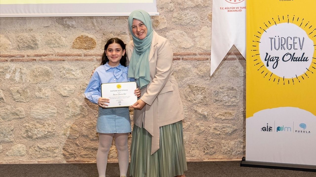 TÜRGEV Yaz Okulu'24 Mezuniyet Töreni Gerçekleşti