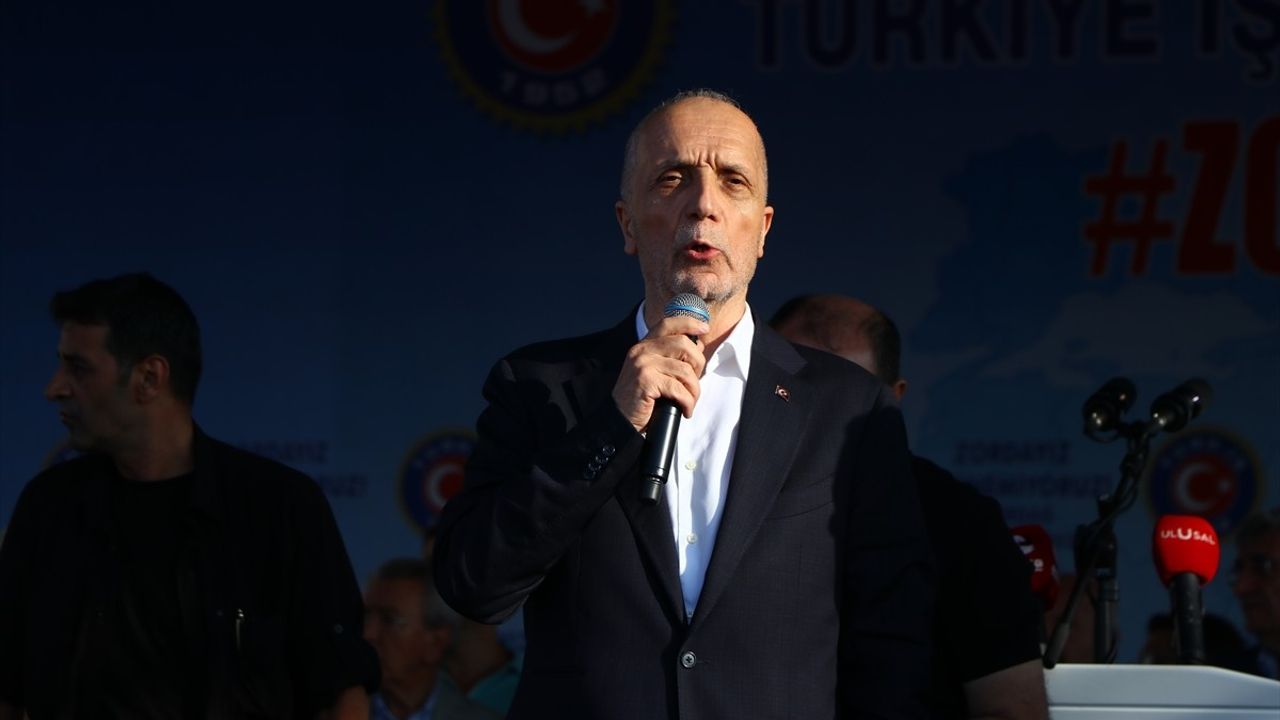 TÜRK-İŞ Genel Başkanı Ergün Atalay, Tekirdağ'da İşçi Mücadelesini Vurguladı