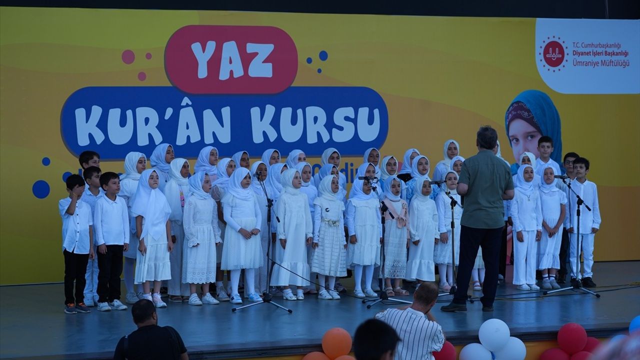 Ümraniye'de Yaz Kur'an Kursları Kapanış Töreni Gerçekleşti