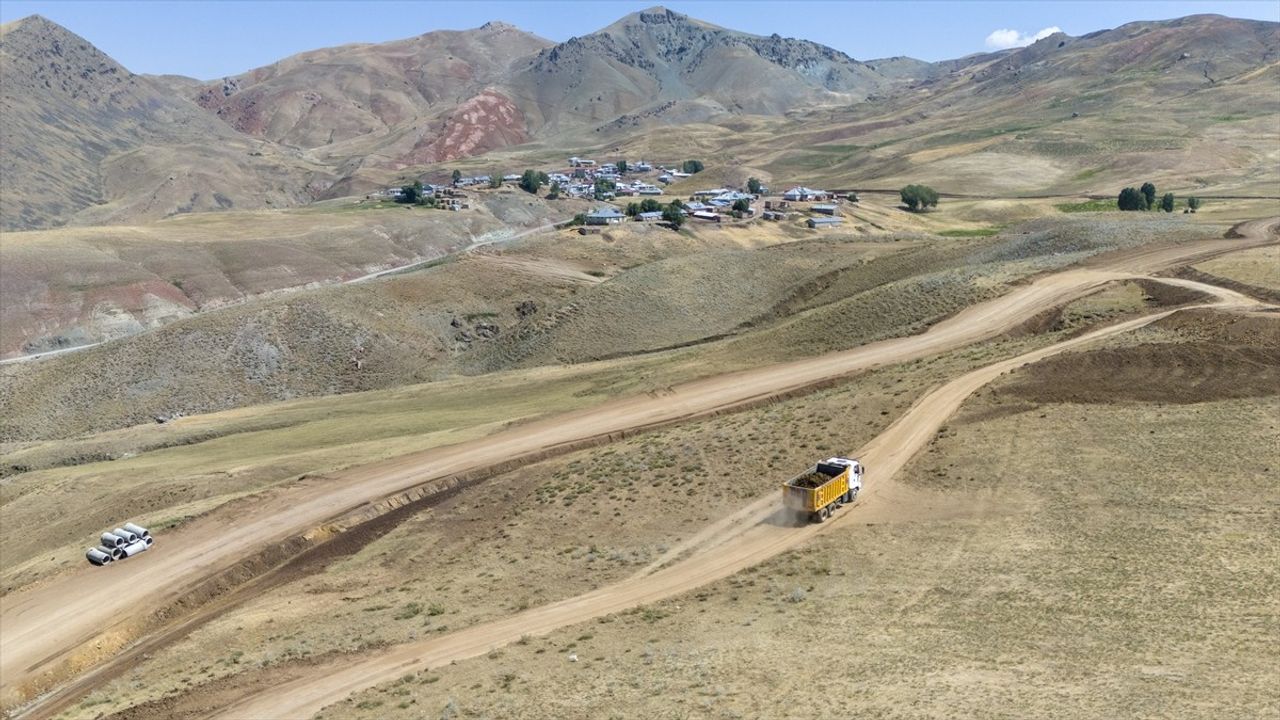 Van'da Türkiye Petrolleri Yeni Petrol Arama Çalışmaları Yürütüyor