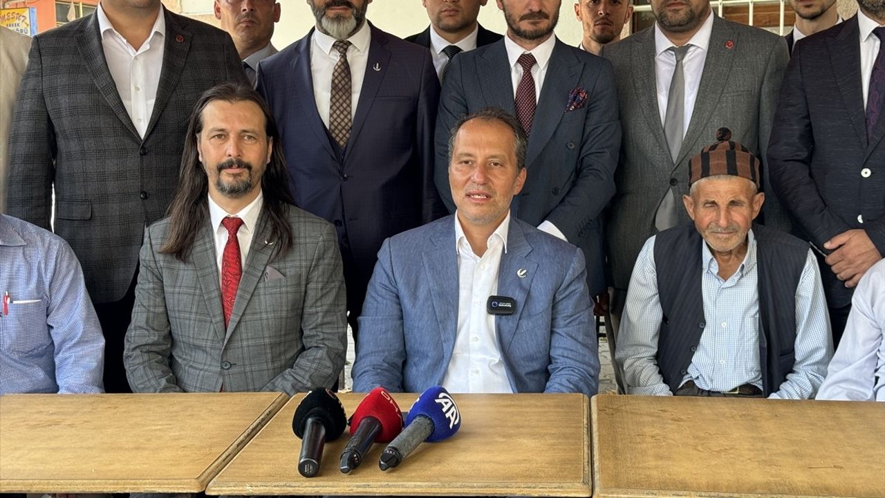 Yeniden Refah Partisi İktidara Yürüyüşte