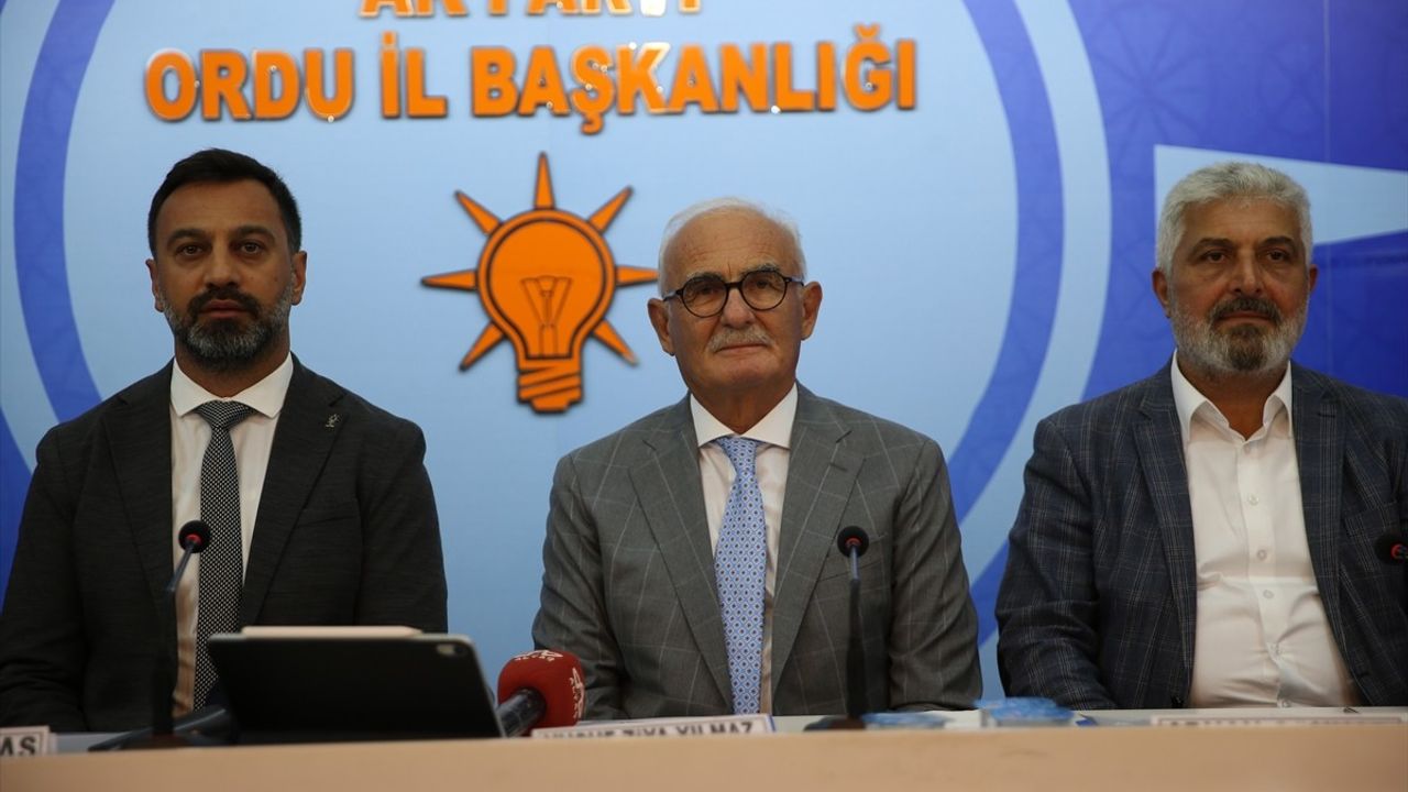 Yusuf Ziya Yılmaz'dan Önemli Açıklamalar: Hizmet Önceliğimizdir