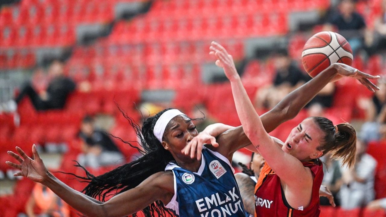 18. Erciyes Kupası Kadınlar Basketbol Turnuvası'nda Emlak Konut Galip Geldi