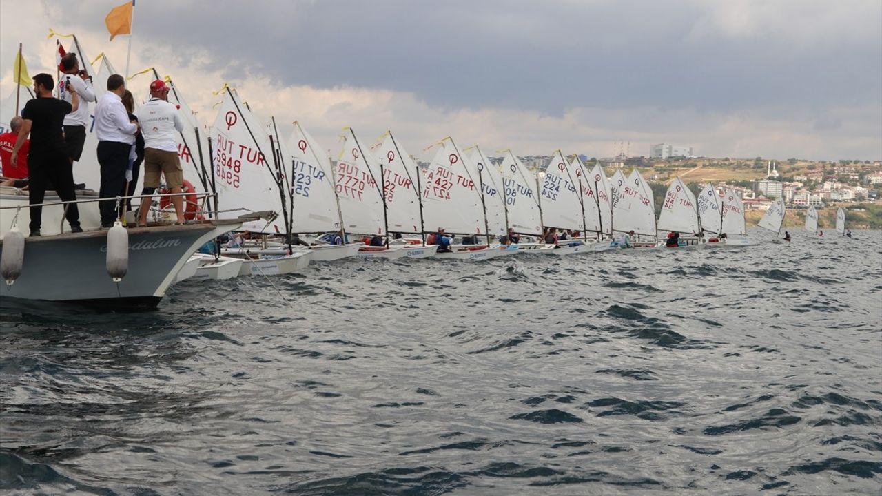 8. Uluslararası Süleymanpaşa Optimist Cup Yelken Yarışları Start Aldı