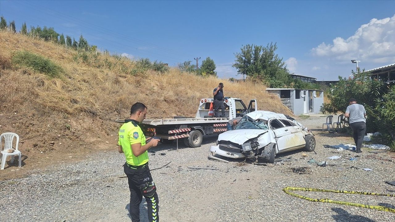 Adıyaman'da Trafik Kazası: İki Kişi Hayatını Kaybetti