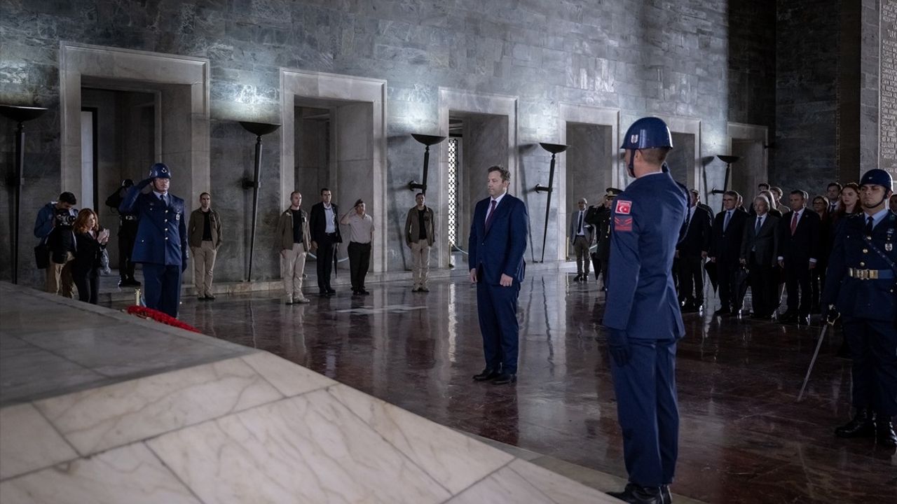 Almanya SPD Lideri Klingbeil'in Anıtkabir Ziyareti