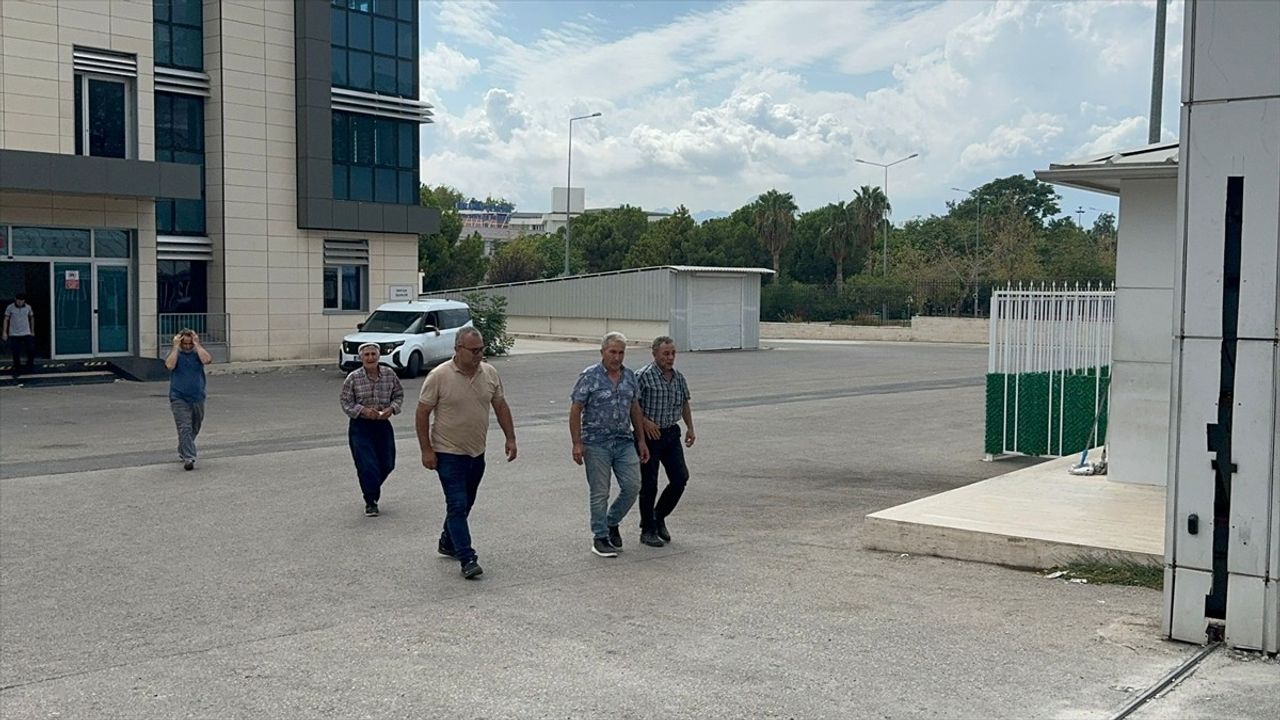 Antalya'daki Feci Kaza: 3 Kişi Hayatını Kaybetti