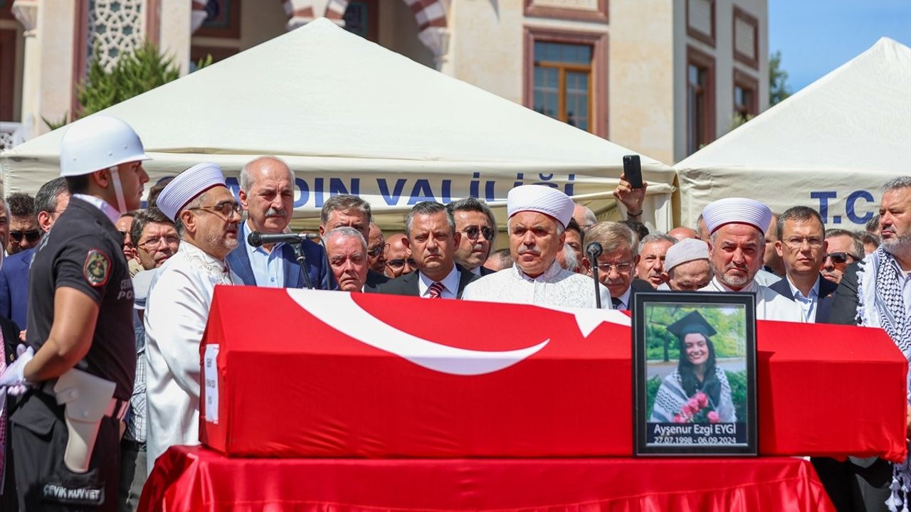 Ayşenur Ezgi Eygi, İsrail Askerleri Tarafından Öldürüldü, Cenazesi Didim'de Toprağa Verildi