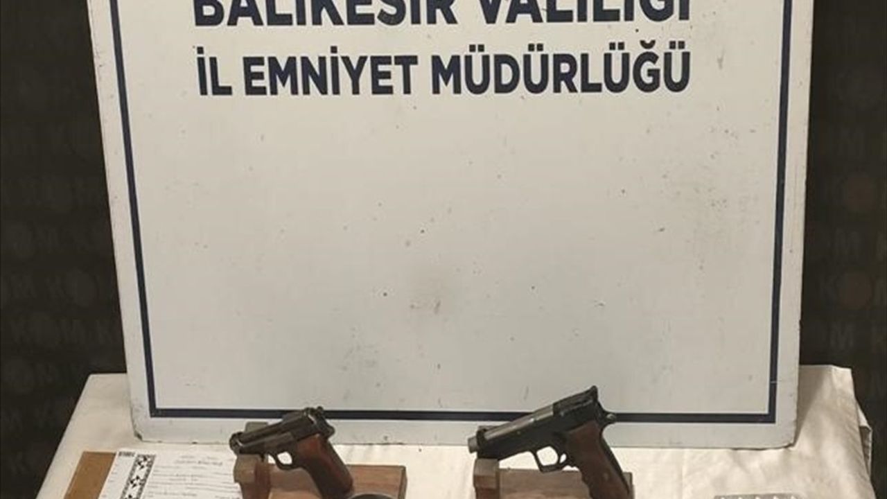 Balıkesir'de Tefecilik Operasyonu: 10 Gözaltı