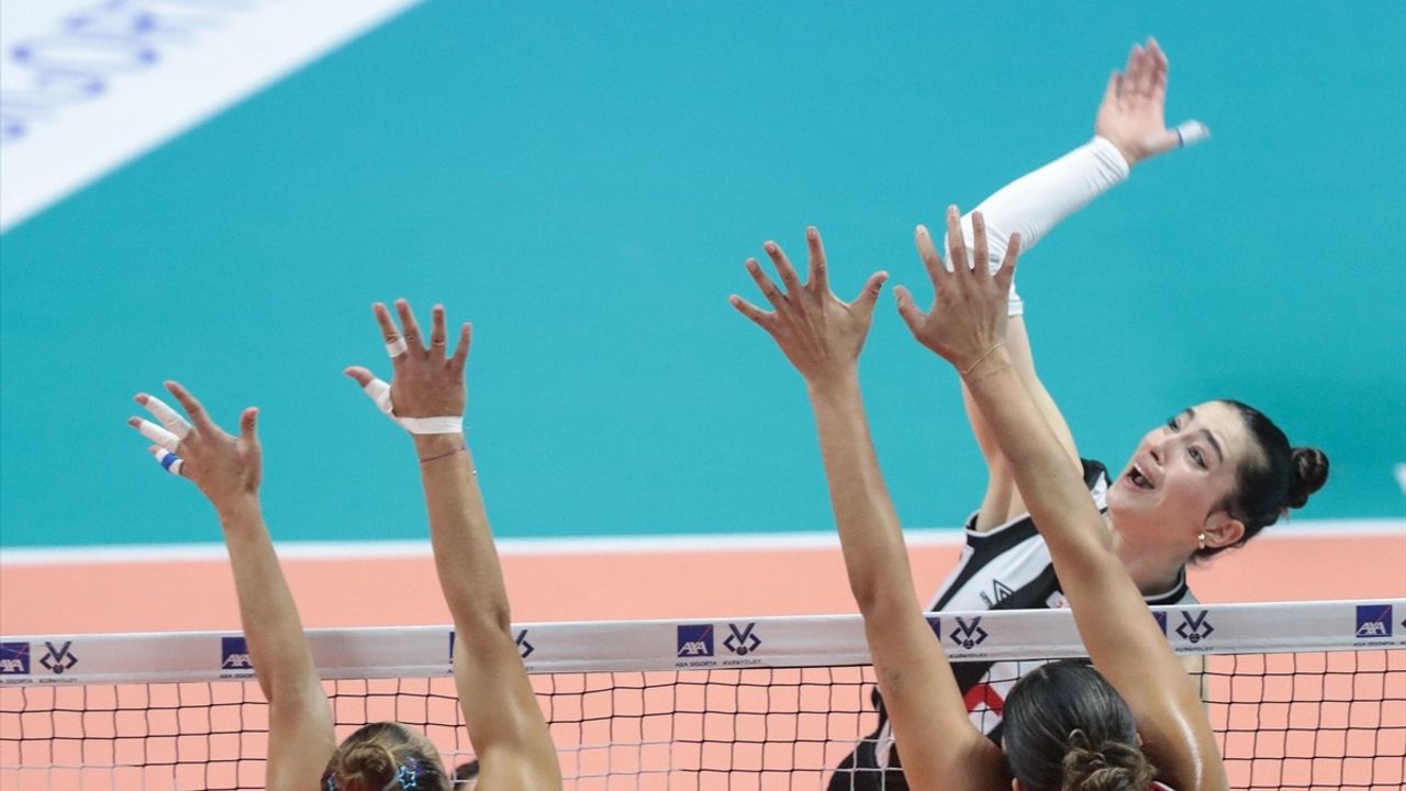 Beşiktaş Kadın Voleybol Takımı, Keçiören Belediyesi'ni Mağlup Etti