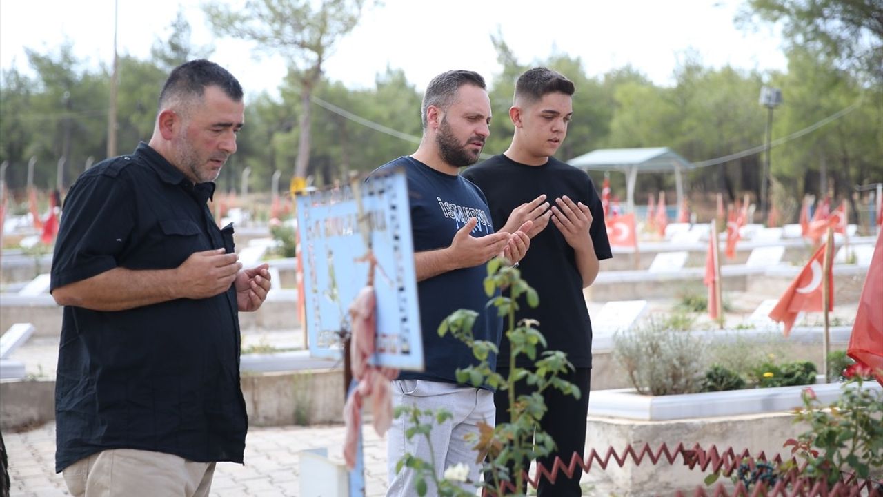 Depremzede Aileler, İstiklalspor'la Kenetlendi