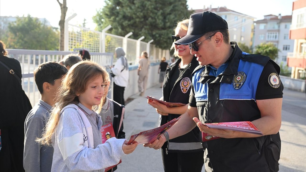 Edirne'de Ebeveyn Polisi Uygulamasıyla Güvenli Eğitim