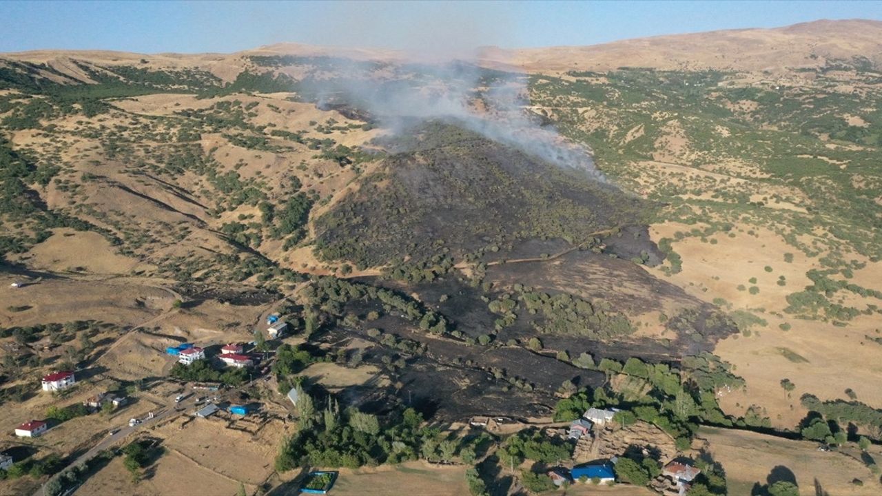 Elazığ'da Orman Yangını Kontrol Altına Alındı