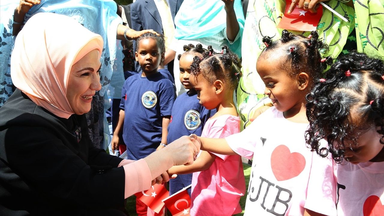 Emine Erdoğan'ın ABD Ziyareti: Geleneksel Türk Kültürü ve Çocuk Koruma Projeleri