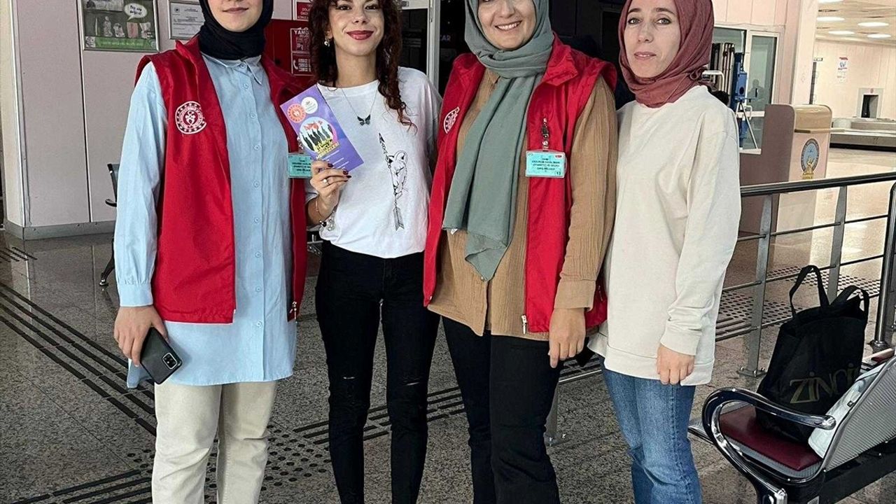 Erzurum'da Üniversite Öğrencilerine Sıcak Karşılama