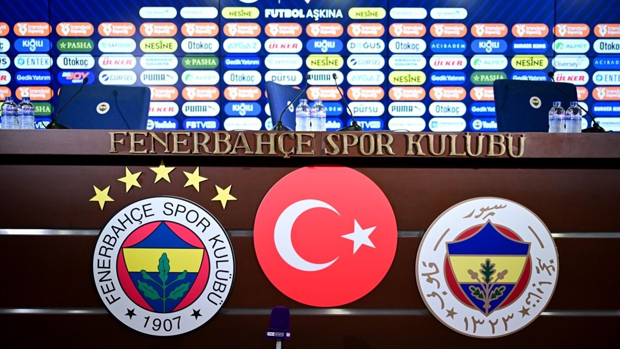 Fenerbahçe'nin Teknik Direktörü Jose Mourinho, Basın Toplantısında Yer Almadı