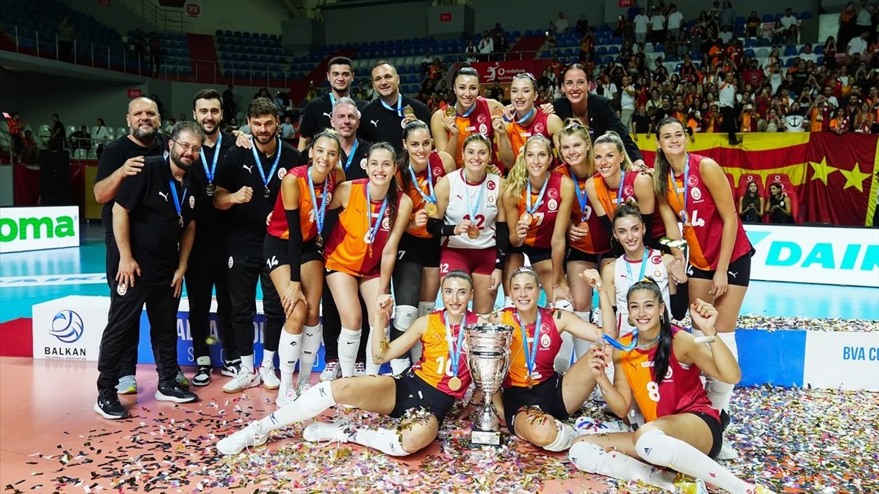 Galatasaray Daikin Kadın Voleybol Takımı 2024 Balkan Kupası'nda Şampiyon