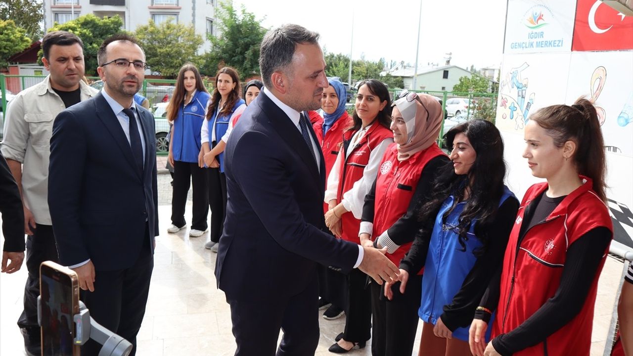 Gençlik ve Spor Bakan Yardımcısı Eminoğlu Iğdır'da Gençlerle Buluştu