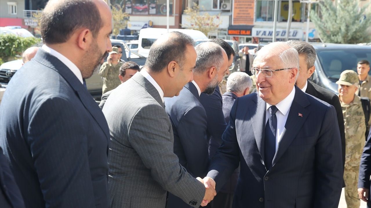 Hakkari'nin Geleceği İçin Güçlü Adımlar