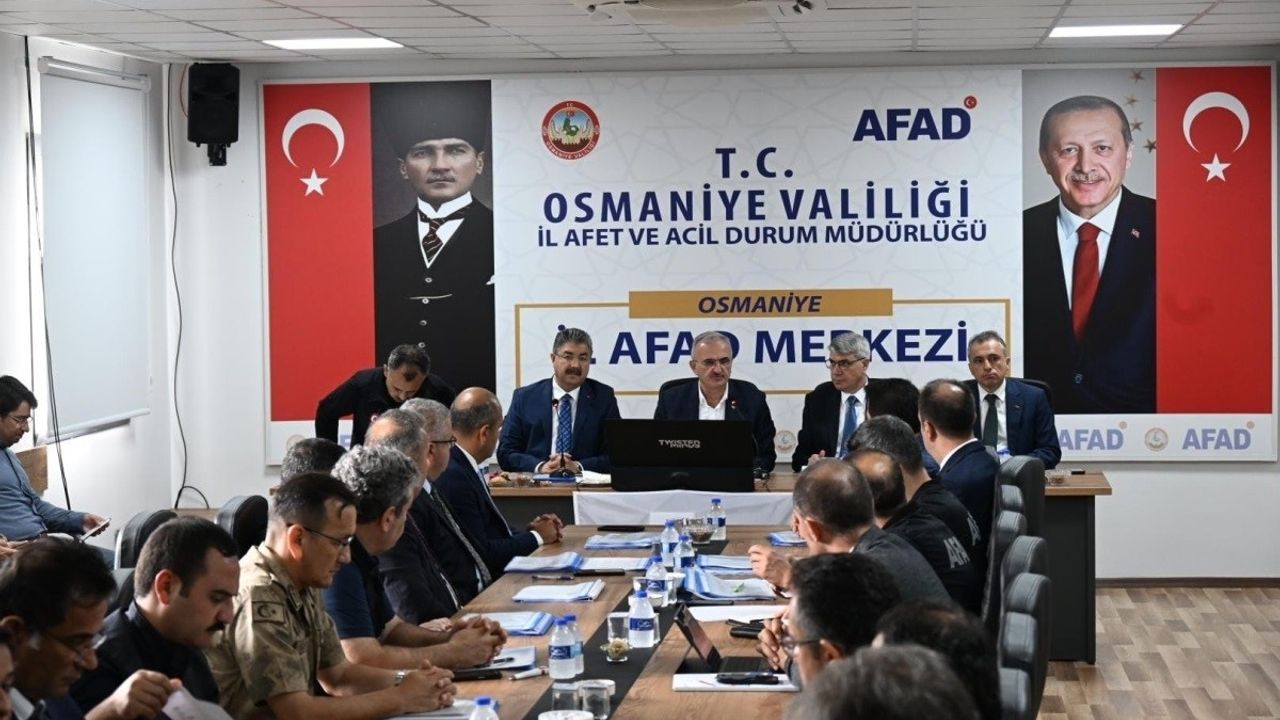 İçişleri Bakan Yardımcısı Osmaniye'de Deprem Konutları İncelemeleri Yaptı