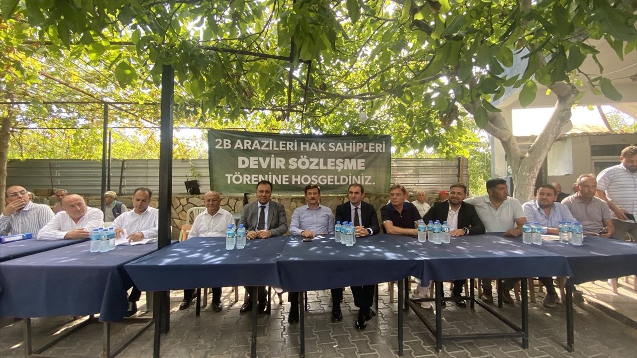 İzmir Bayındır'da Tapu Teslim Töreni Gerçekleşti