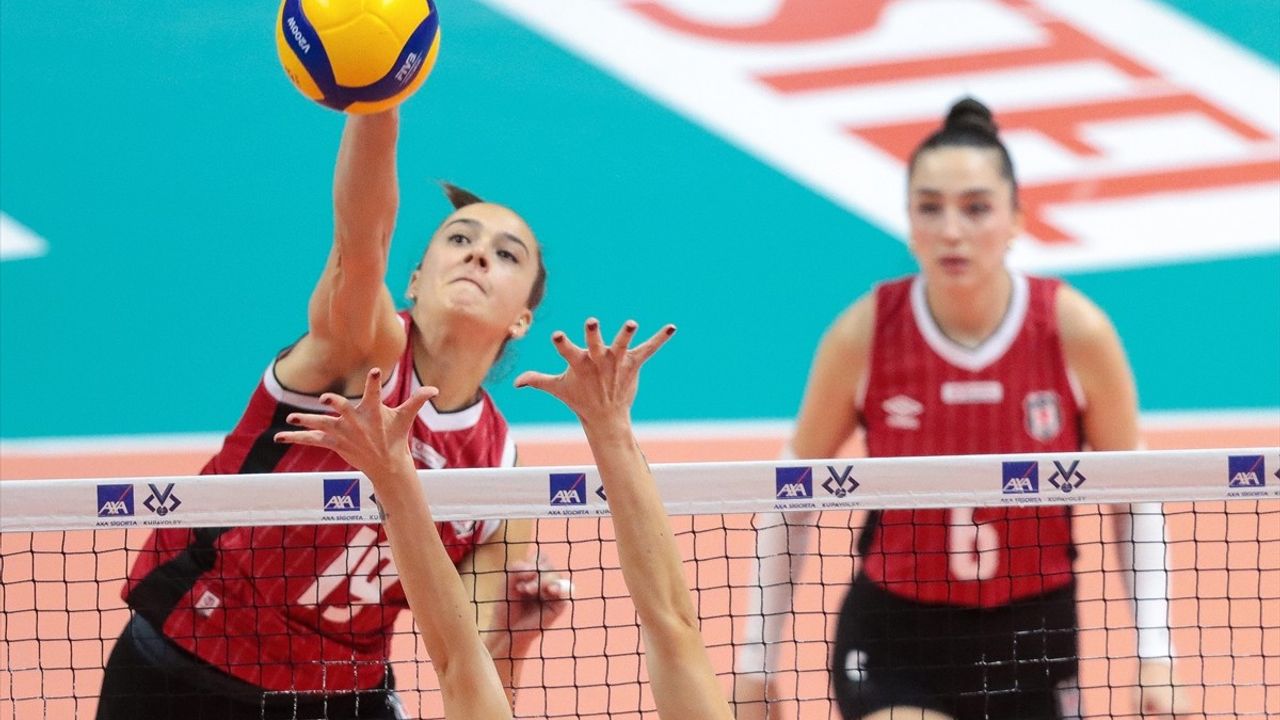 Kadınlar AXA Sigorta Kupa Voley: Beşiktaş Çeyrek Finale Yükseldi