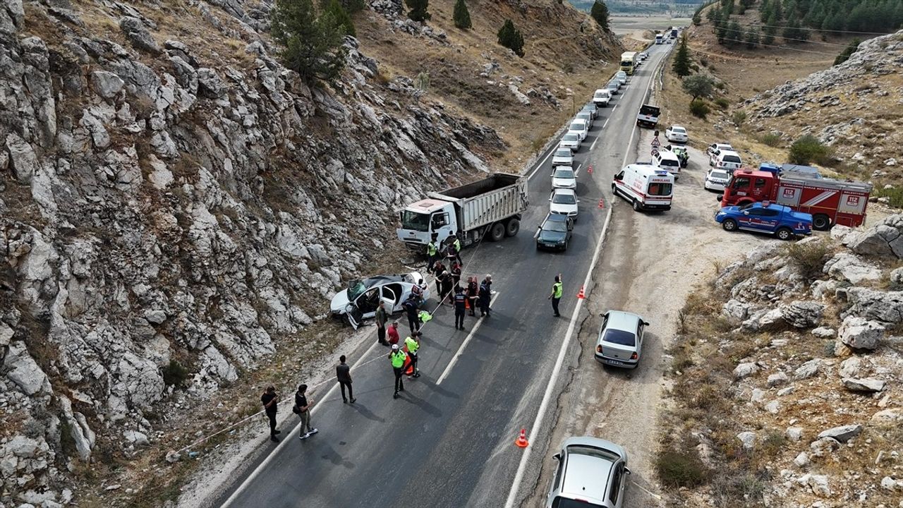 Kahramanmaraş'ta Feci Kaza: İki Kişi Hayatını Kaybetti