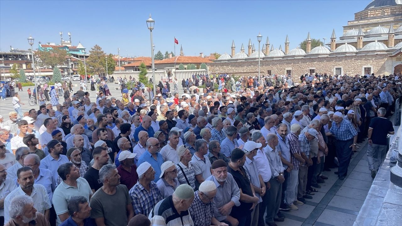 Konya'da Ayşenur Ezgi Eygi İçin Gıyabi Cenaze Namazı Düzenlendi