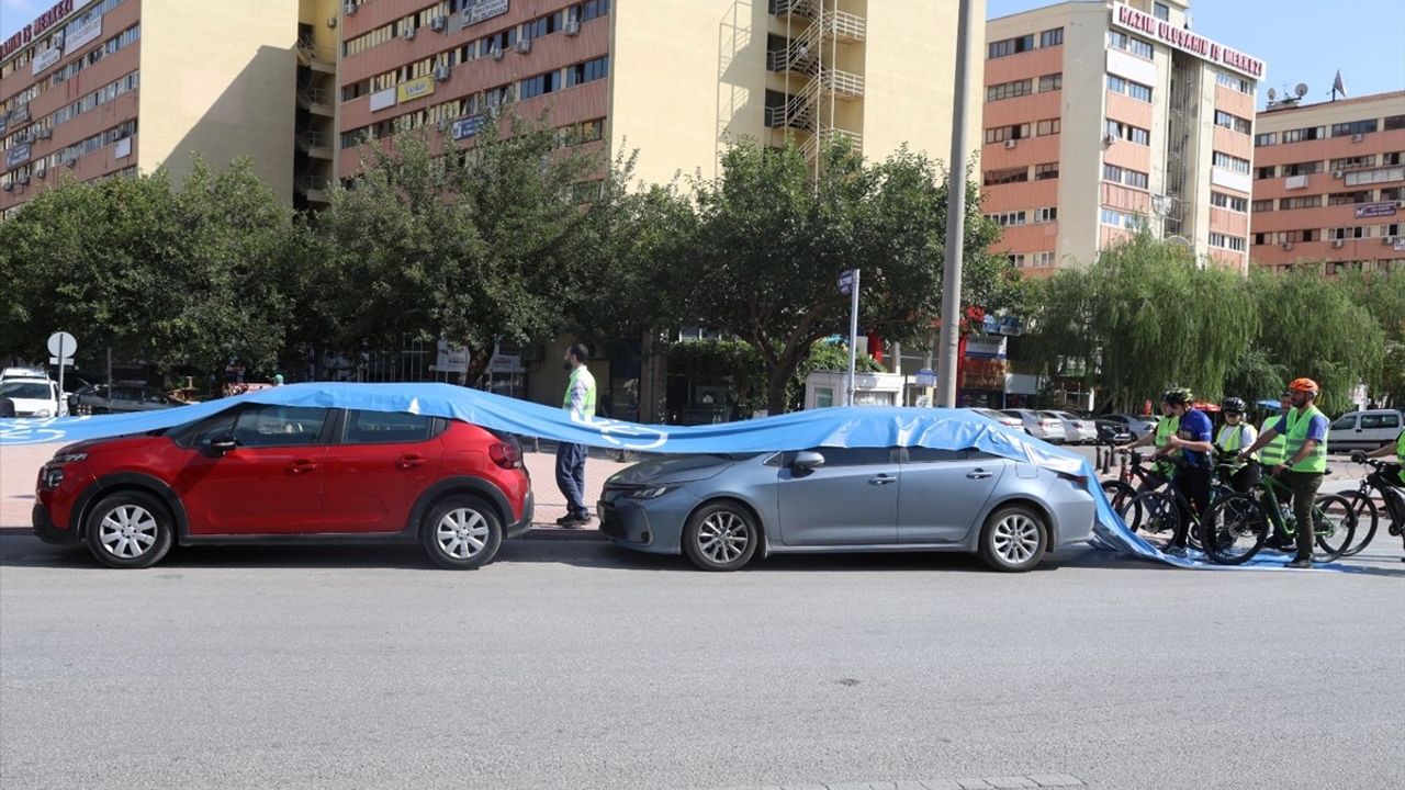 Konya'da Bisiklet Yolu İşgali Sorununa Dikkat Çekildi