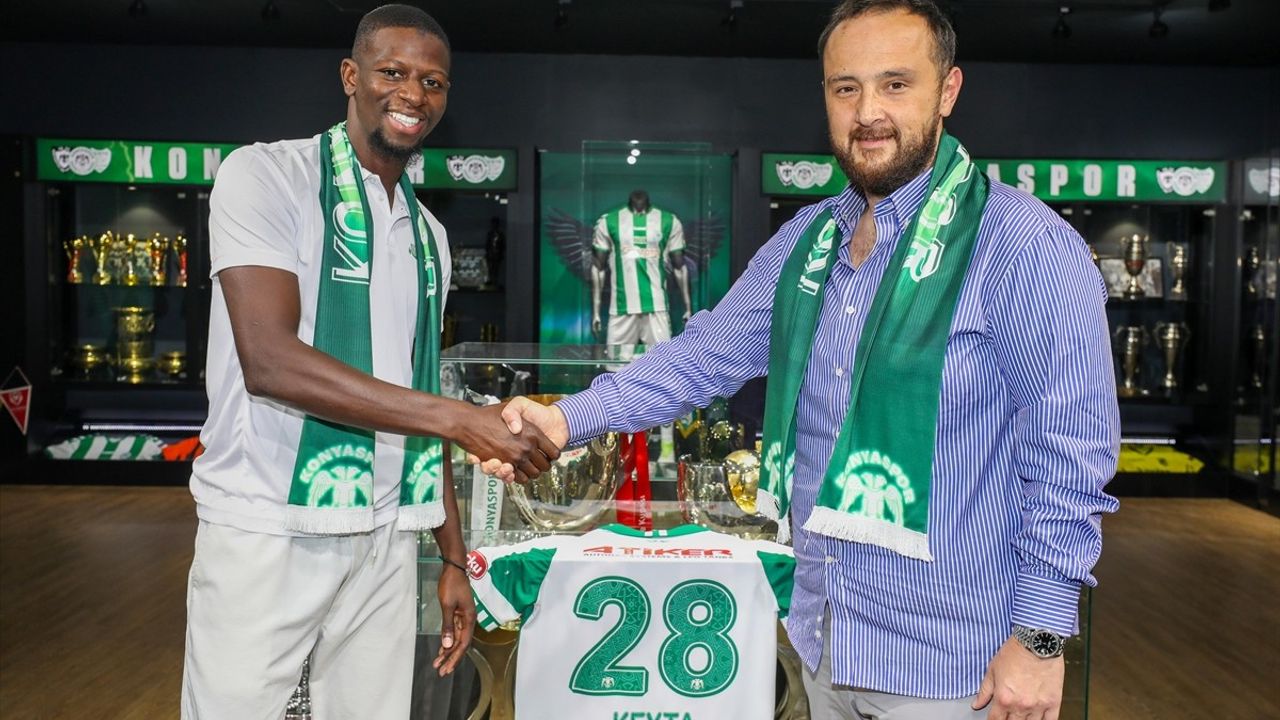 Konyaspor Hamidou Keyta'yı Kadrosuna Kattı