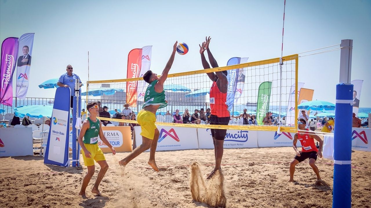 Mersin'de Pro Beach Tour Voleybol Etabı Heyecanı Başladı