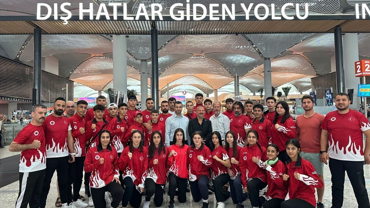 Muay Thai Genç Milli Takımı Dünya Şampiyonası için Tayland'a Gidiyor