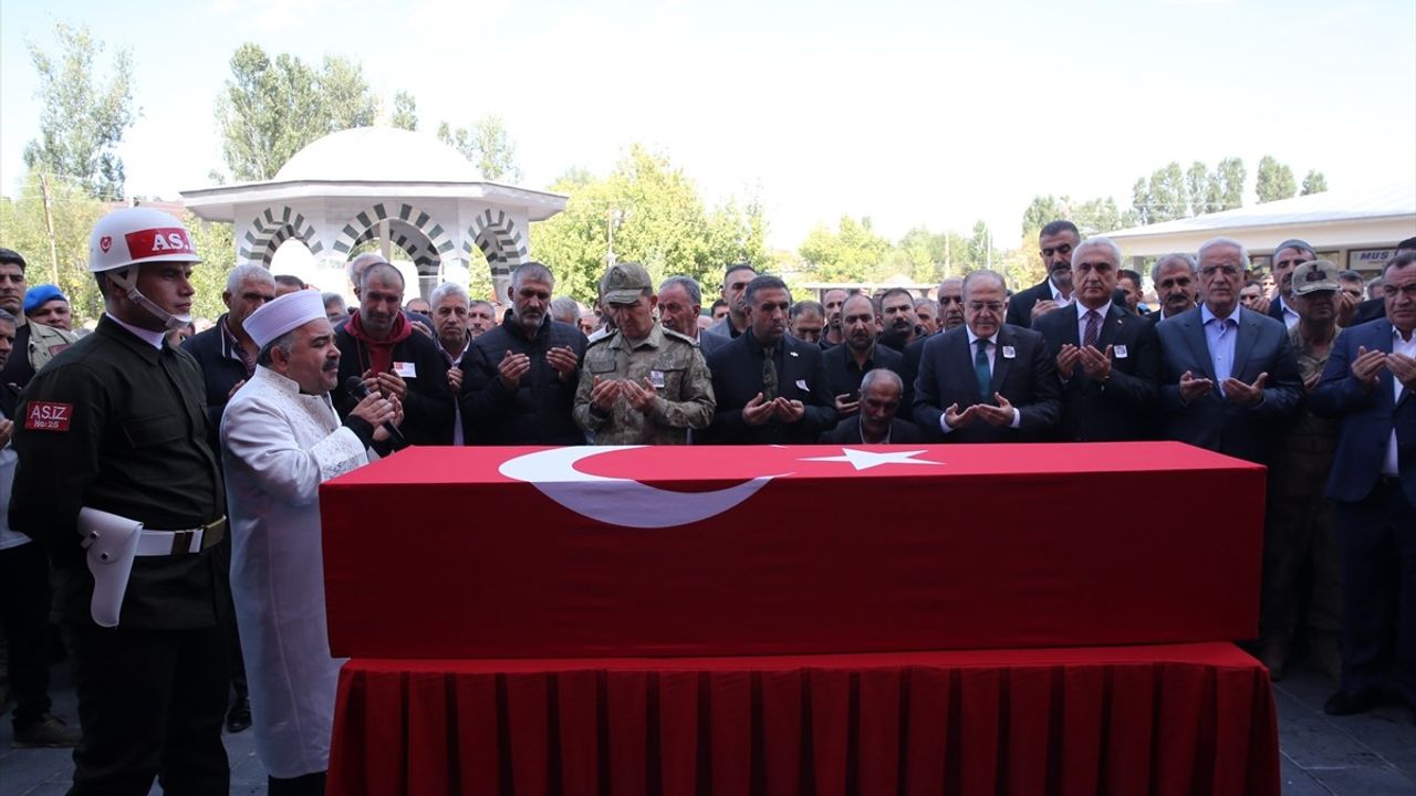 Muş'ta Şehit Piyade Sözleşmeli Er Abakay'a Veda