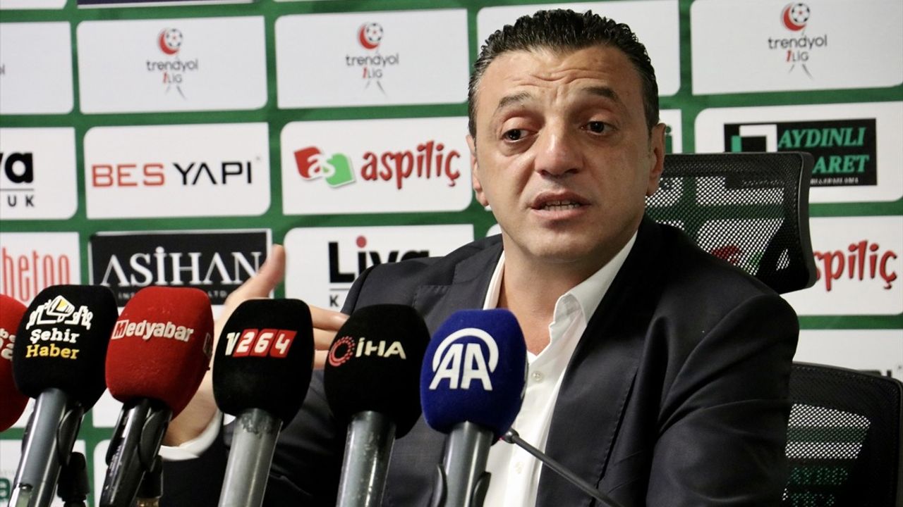 Sakaryaspor'da Olağanüstü Kongre Süreci: Başkan Gökhan İn Açıklamalarda Bulundu