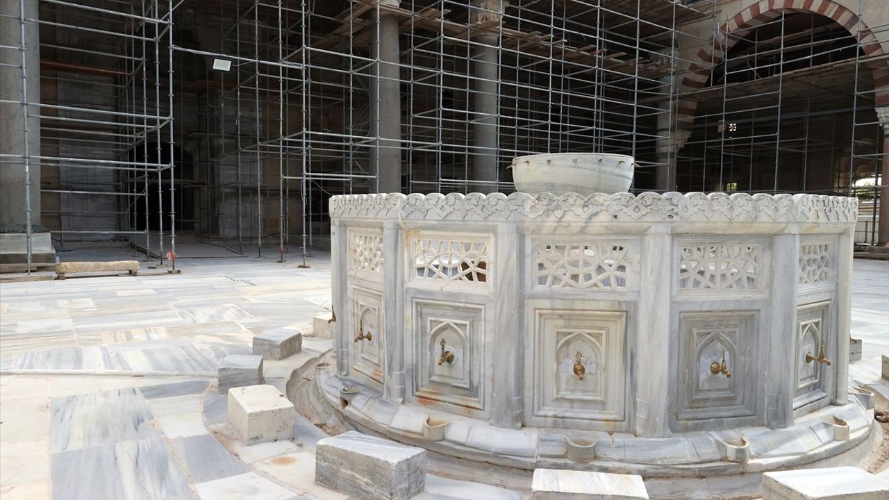 Selimiye Camii Restorasyonu Yavaş Yavaş Tamamlanıyor