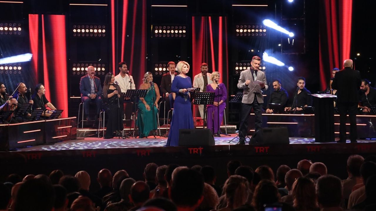 TRT Sanatçıları Kayseri'de Unutulmaz Bir Konser Verdi