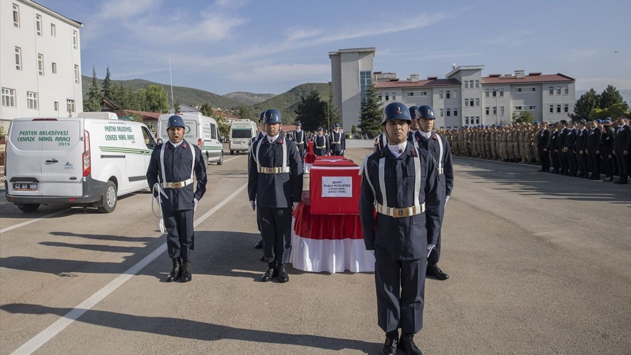 Tunceli'de Şehit Askerler İçin Tören Düzenlendi