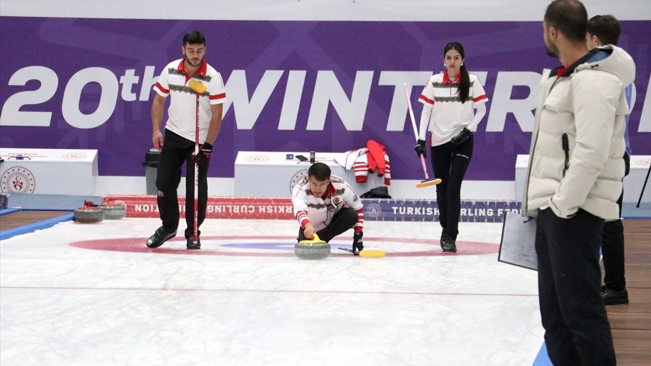 Türkiye Curling Takımı, Dünya Şampiyonası'na Madalya Hedefiyle Hazırlanıyor