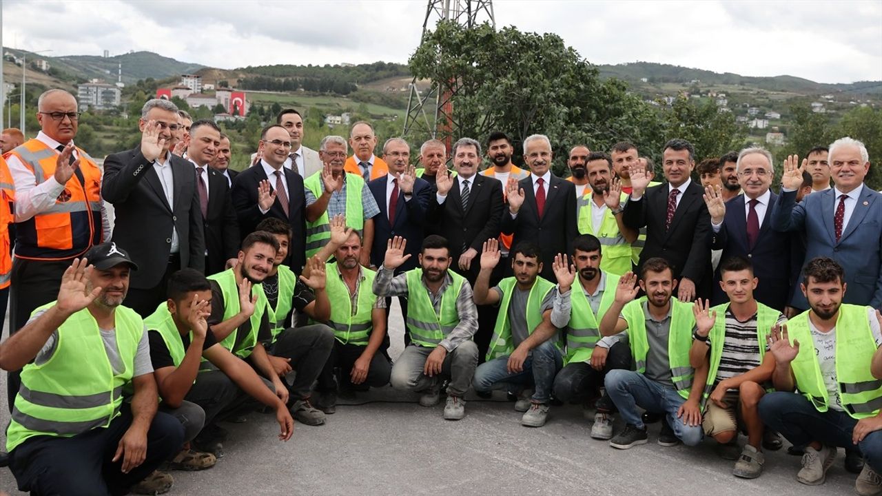 Ulaştırma Bakanı Uraloğlu'ndan Samsun'daki Yol Çalışmalarına Önemli Bilgiler