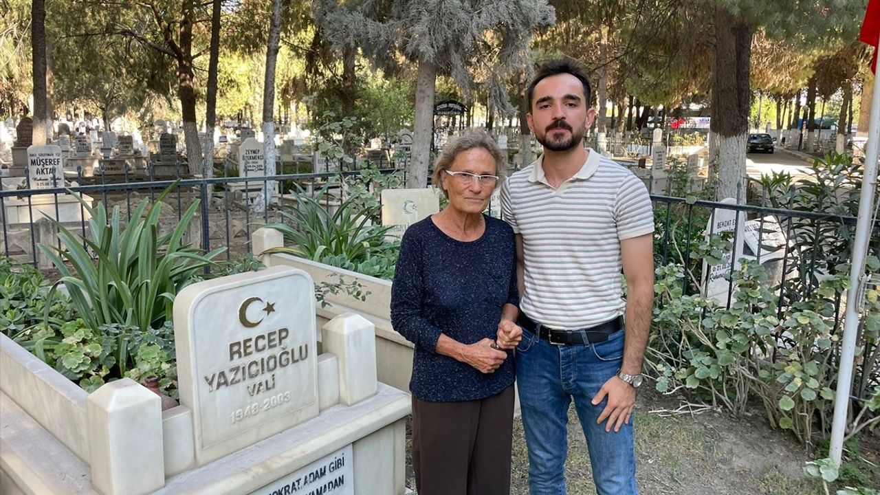 Vali Yazıcıoğlu, 21. Ölüm Yıldönümünde Anıldı