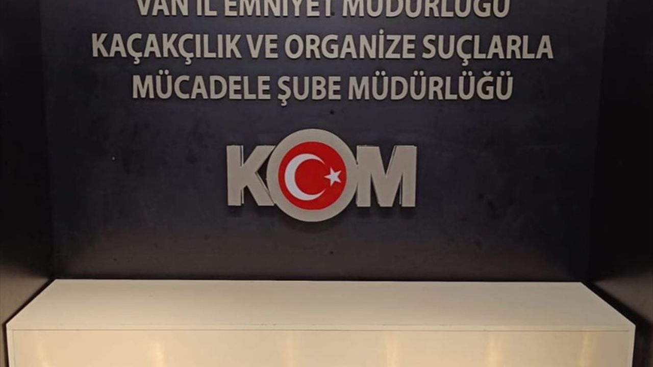 Van'da 22 Kilogram Külçe Altın Operasyonu