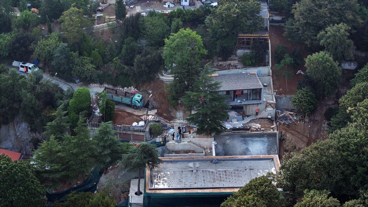 Vaniköy’de İzinsiz Yapıların Yıkımına Başlandı