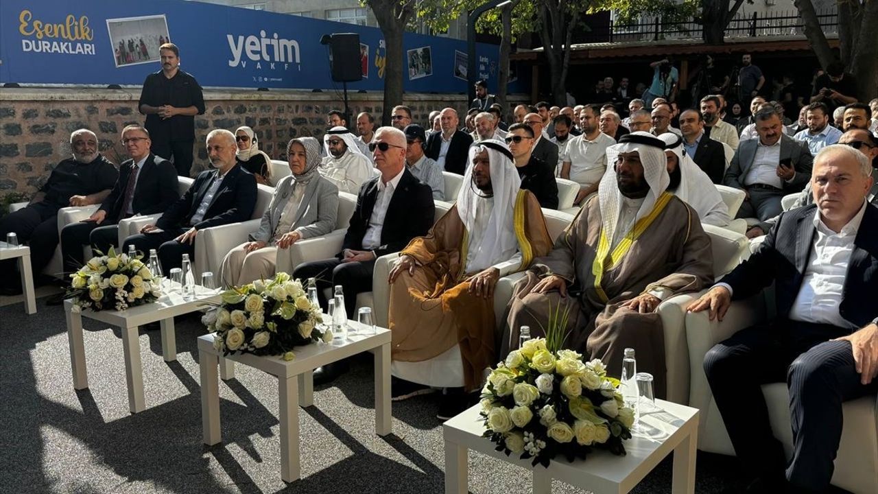 Yetim Vakfı'nın Yeni Genel Merkez Binası Görkemli Bir Törenle Açıldı