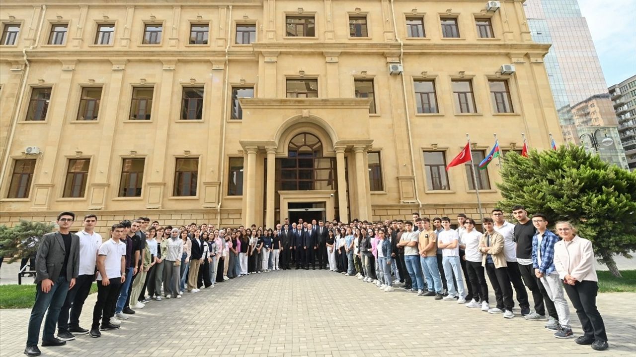 YÖK Başkanı Özvar, Türkiye-Azerbaycan Üniversitesini Ziyaret Etti