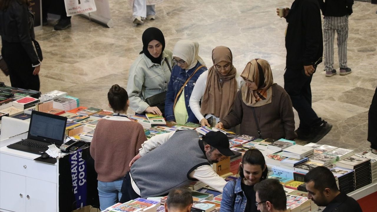 14. Kocaeli Kitap Fuarı Büyük İlgiyle Sona Erdi