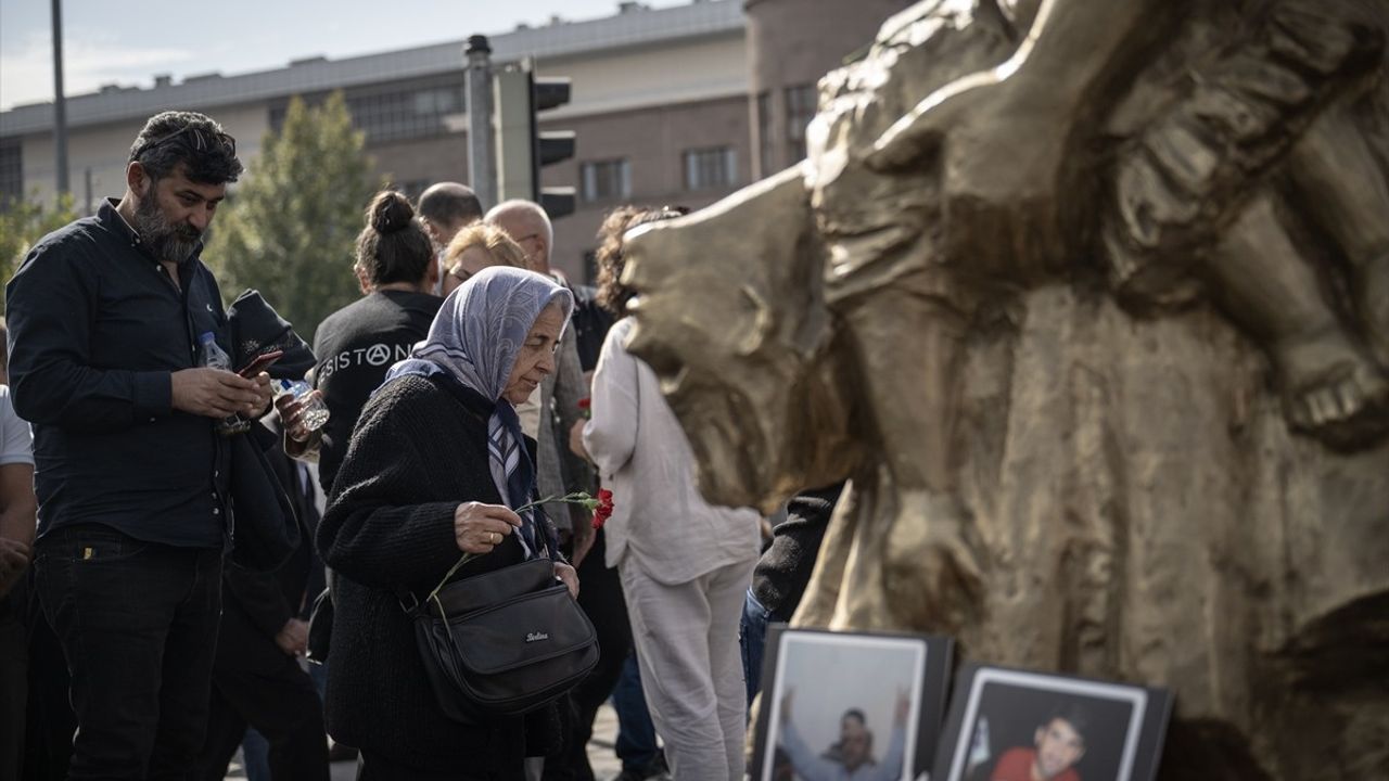 2015 Ankara Garı Saldırısında Hayatını Kaybedenler Anıldı