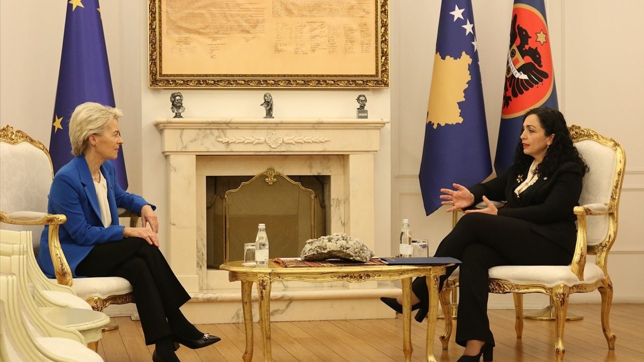 AB, Kosova'nın Cezai Tedbirlerini Kaldırması İçin Adım Bekliyor