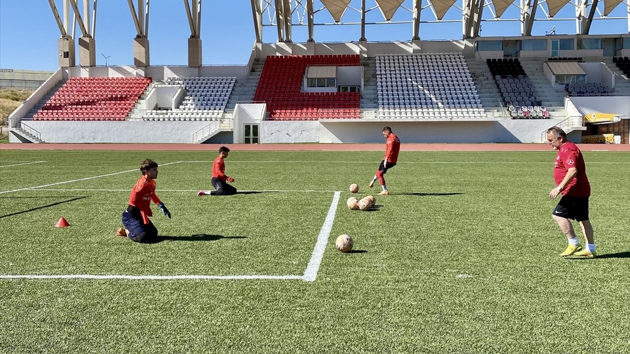 Ampute Futbol Milli Takımı Balkan Şampiyonası'na Hazırlanıyor